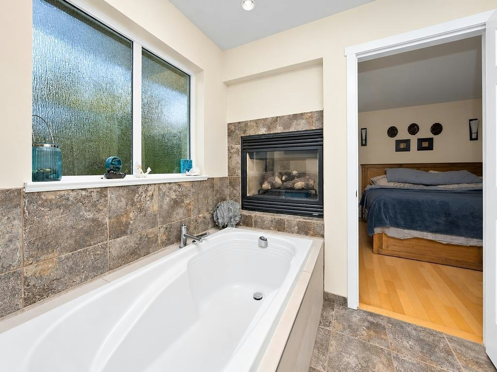 475 Harry Road, Gibsons, BC, V0N 1V5 - 21