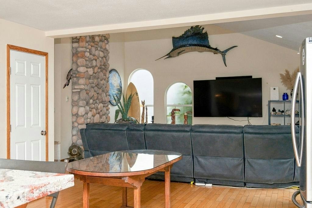 475 Harry Road, Gibsons, BC, V0N 1V5 - 13