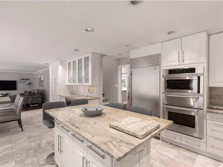 3557 W 36th Avenue, Vancouver, BC, V6N 2S1 - 9
