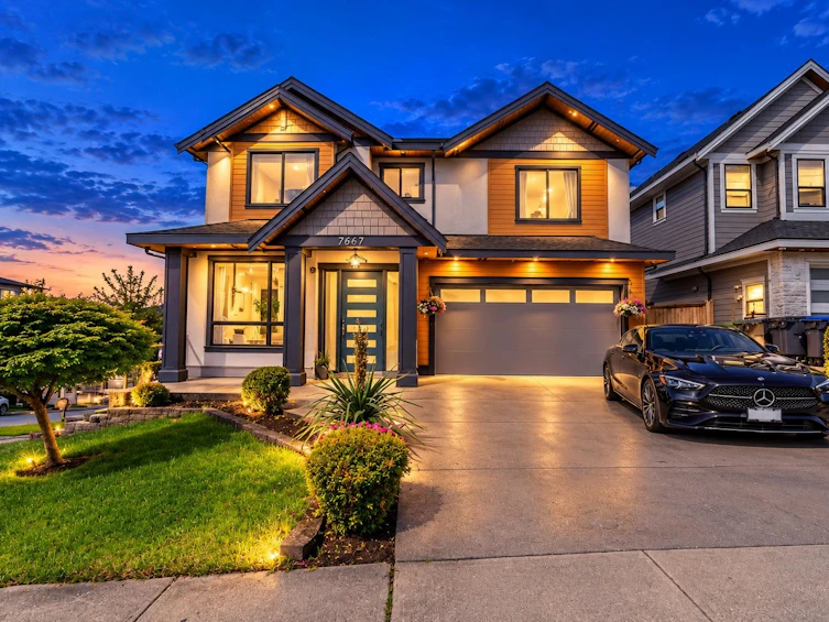 7667 155 Street, Surrey, BC, V3S 3P3 - 2