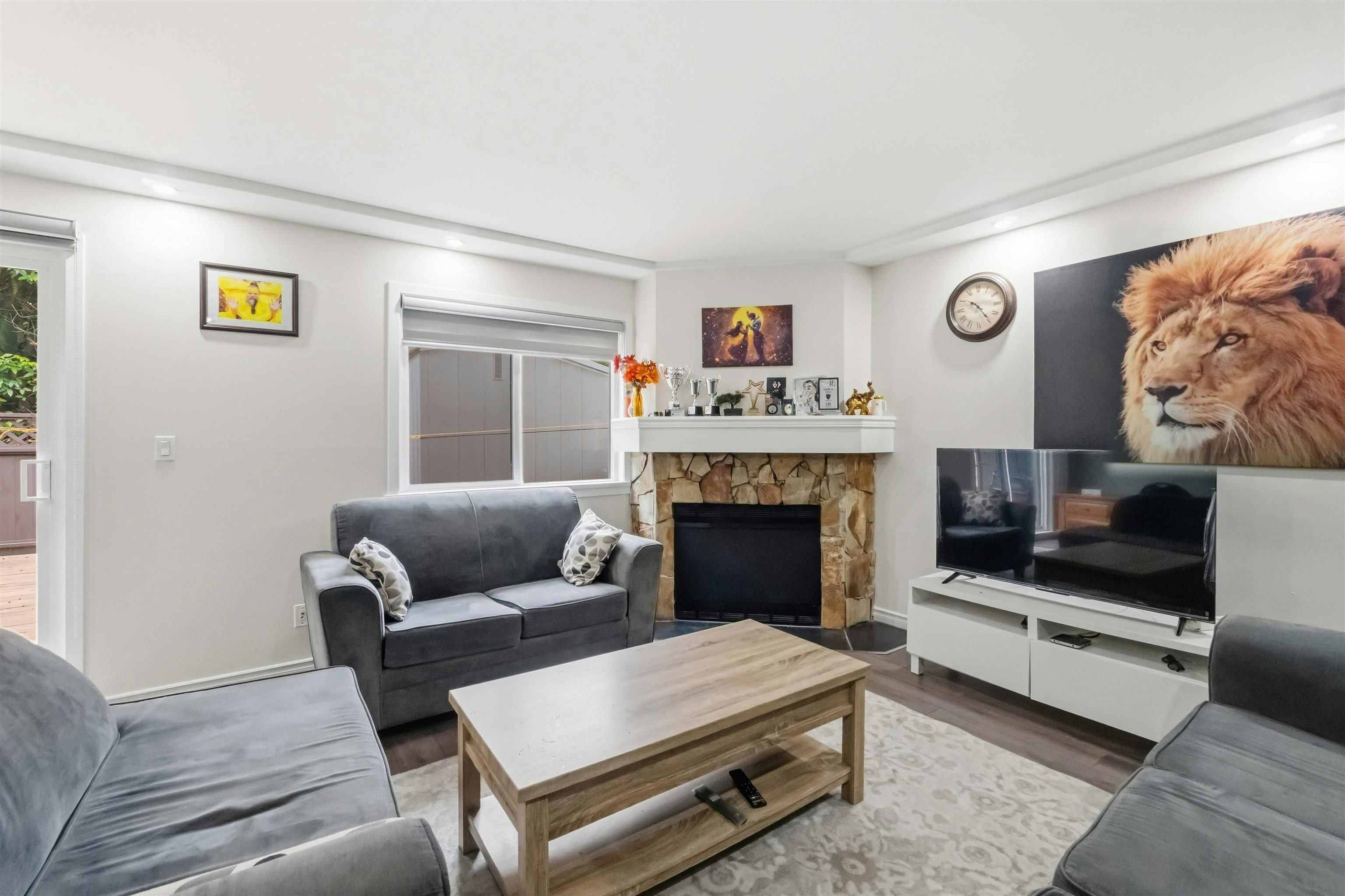 13323 71b Avenue, Surrey, BC, V3W 7Z5 - 6