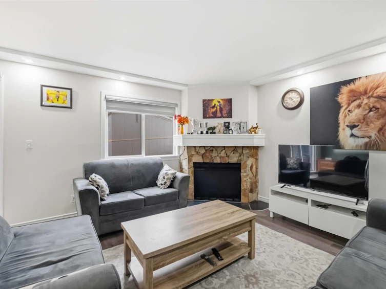 13323 71b Avenue, Surrey, BC, V3W 7Z5 - 6