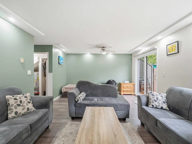 13323 71b Avenue, Surrey, BC, V3W 7Z5 - 8