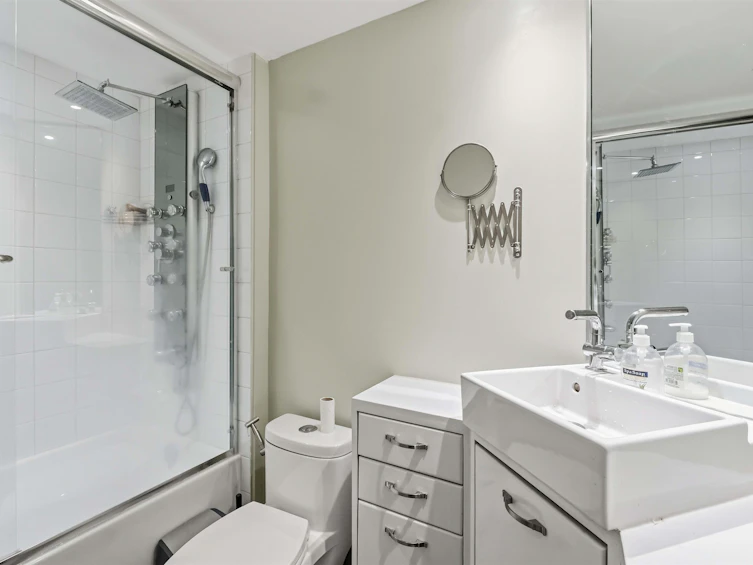 13323 71b Avenue, Surrey, BC, V3W 7Z5 - 24