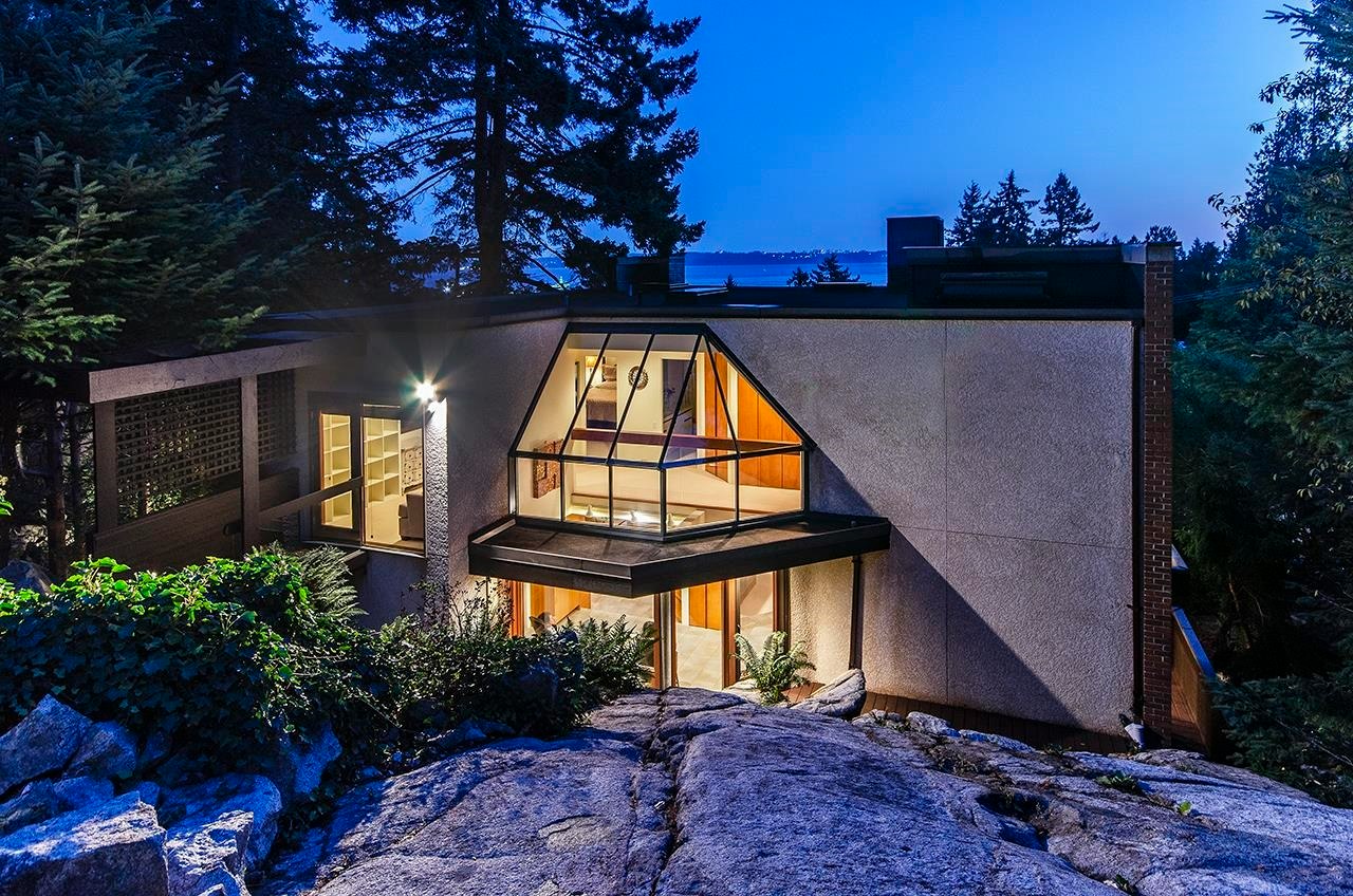4651 Marine Drive, West Vancouver, BC, V7W 2P1 - 38
