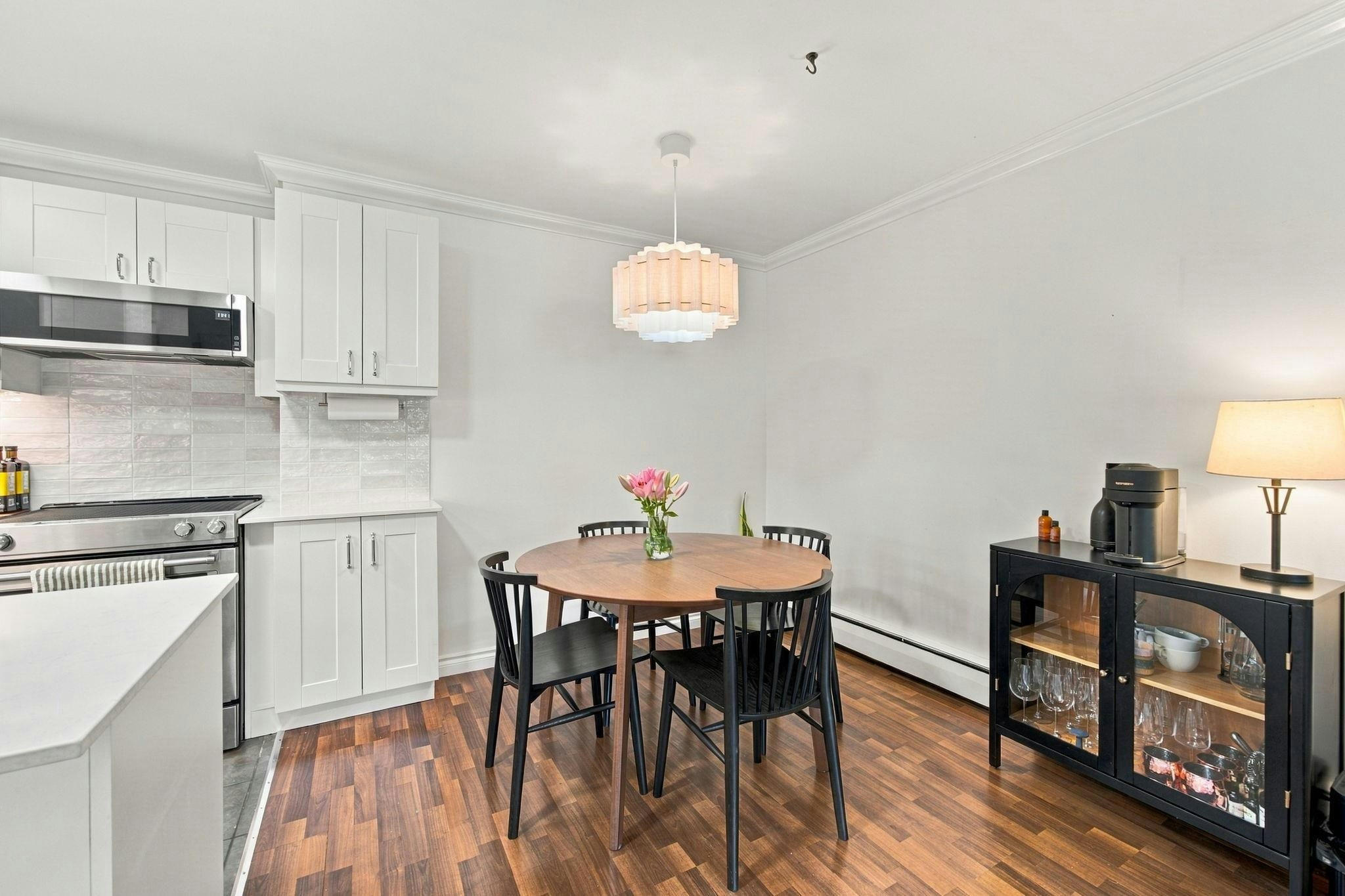 102-131 W 4 Street, North Vancouver, BC, V7M 3C8 - 8