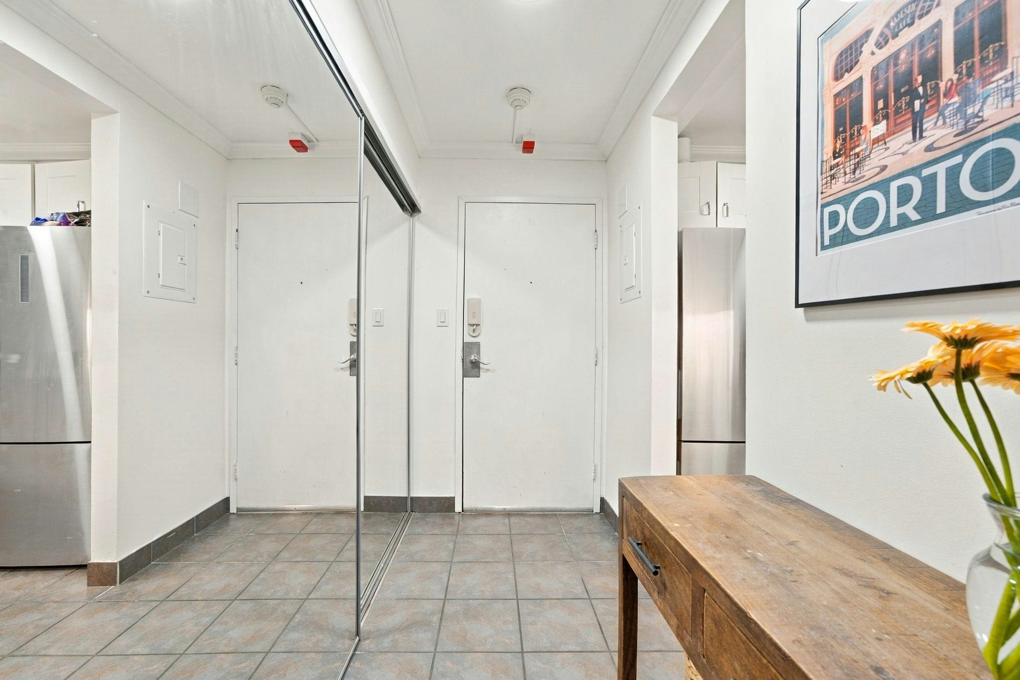 102-131 W 4 Street, North Vancouver, BC, V7M 3C8 - 4