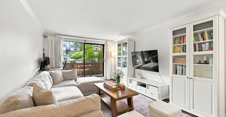 102-131 W 4 Street, North Vancouver, BC, V7M 3C8 - 10