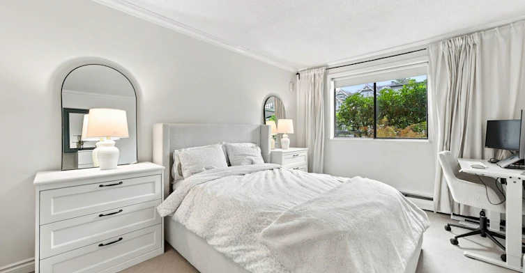 102-131 W 4 Street, North Vancouver, BC, V7M 3C8 - 2