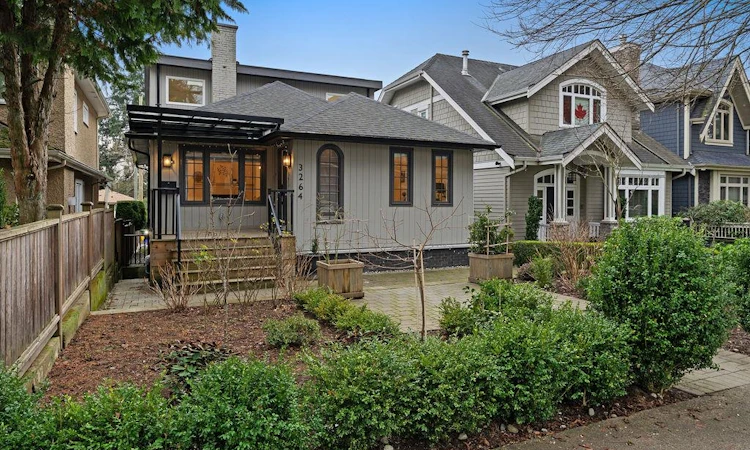 3264 W 38th Avenue
