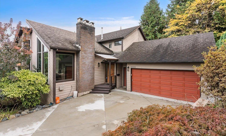 47390 Swallow Crescent