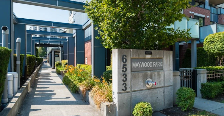 210-6533 Mckay Avenue, Burnaby, BC, V5H 2V5 - 2