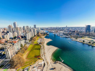 304-1233 Beach Avenue - 3