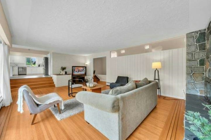 1585 Taylor Way, West Vancouver, BC, V7S 1N5 - 3