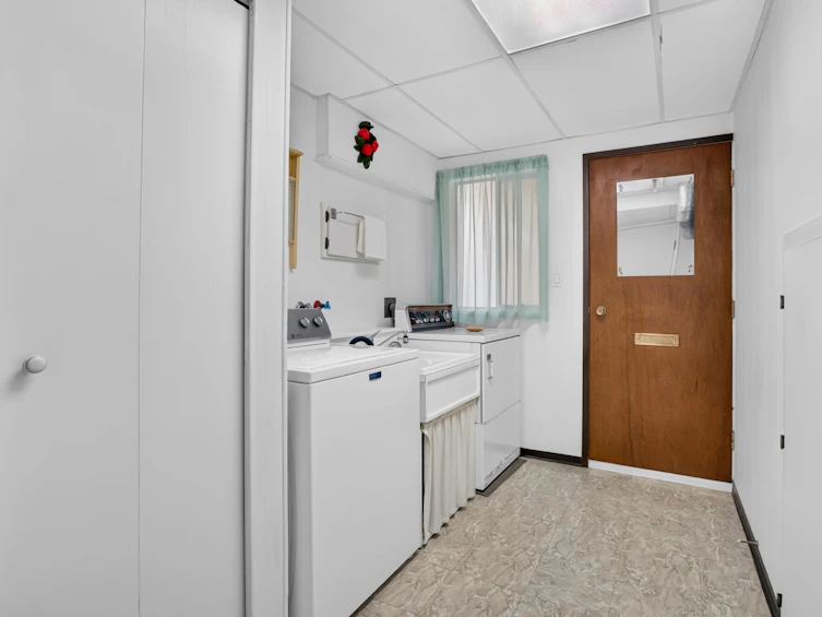 3872 203a Street, Langley, BC, V3A 5L6 - 25