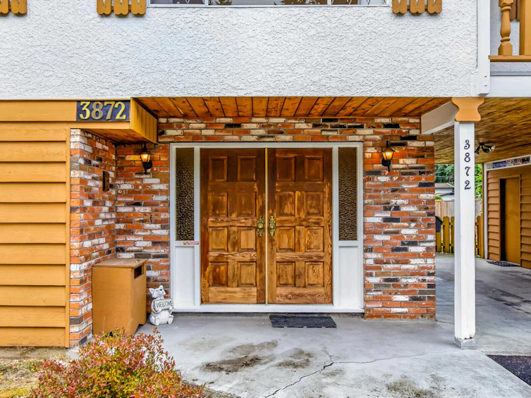 3872 203a Street, Langley, BC, V3A 5L6 - 3