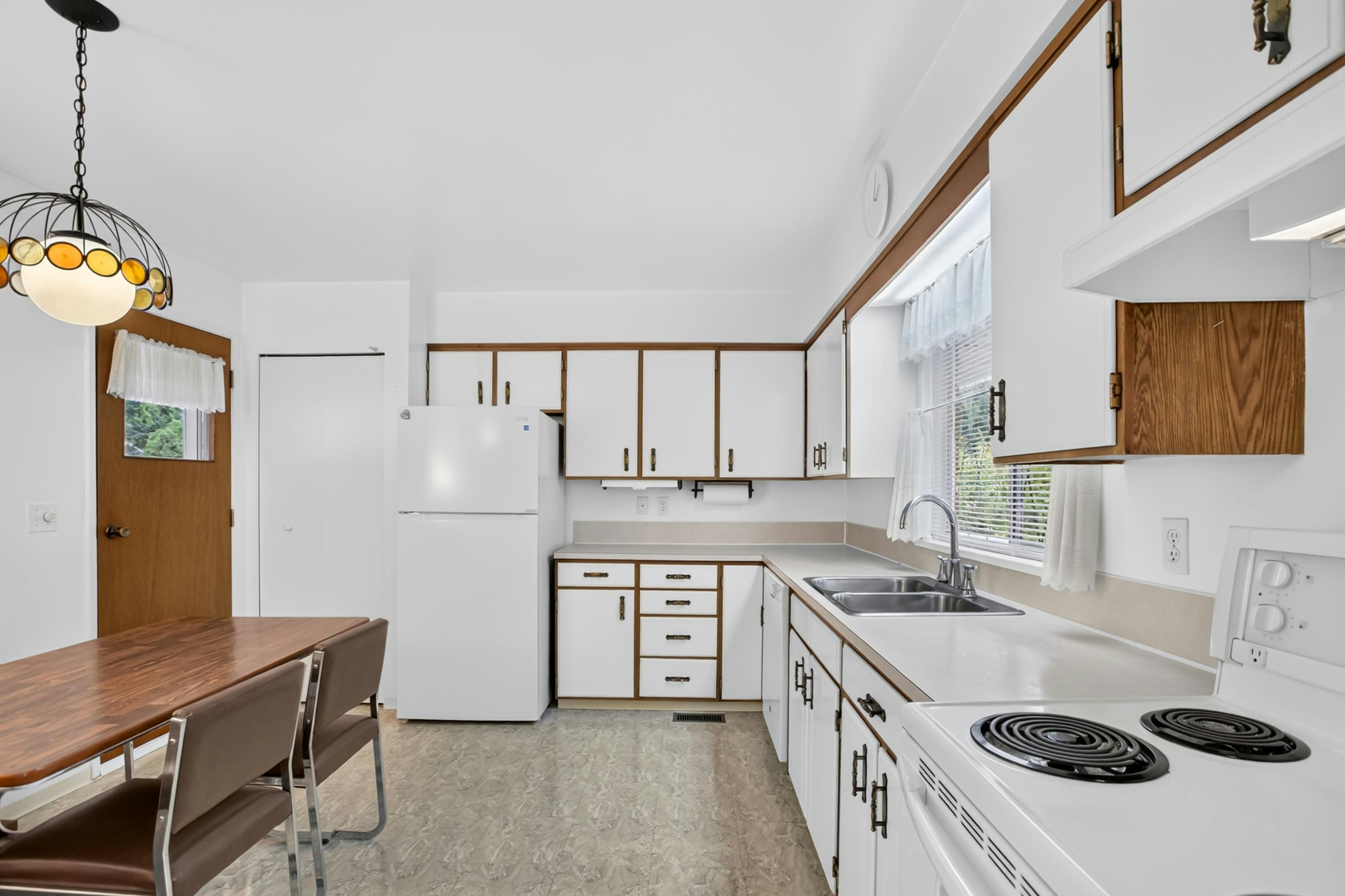 3872 203a Street, Langley, BC, V3A 5L6 - 12