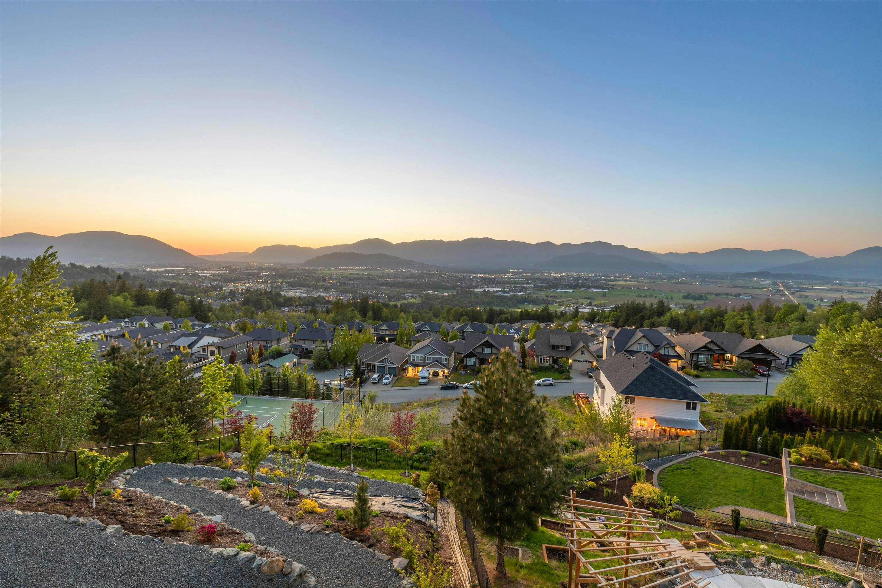 5487 Maclachlan Place, Chilliwack, BC, V2R 0P3
