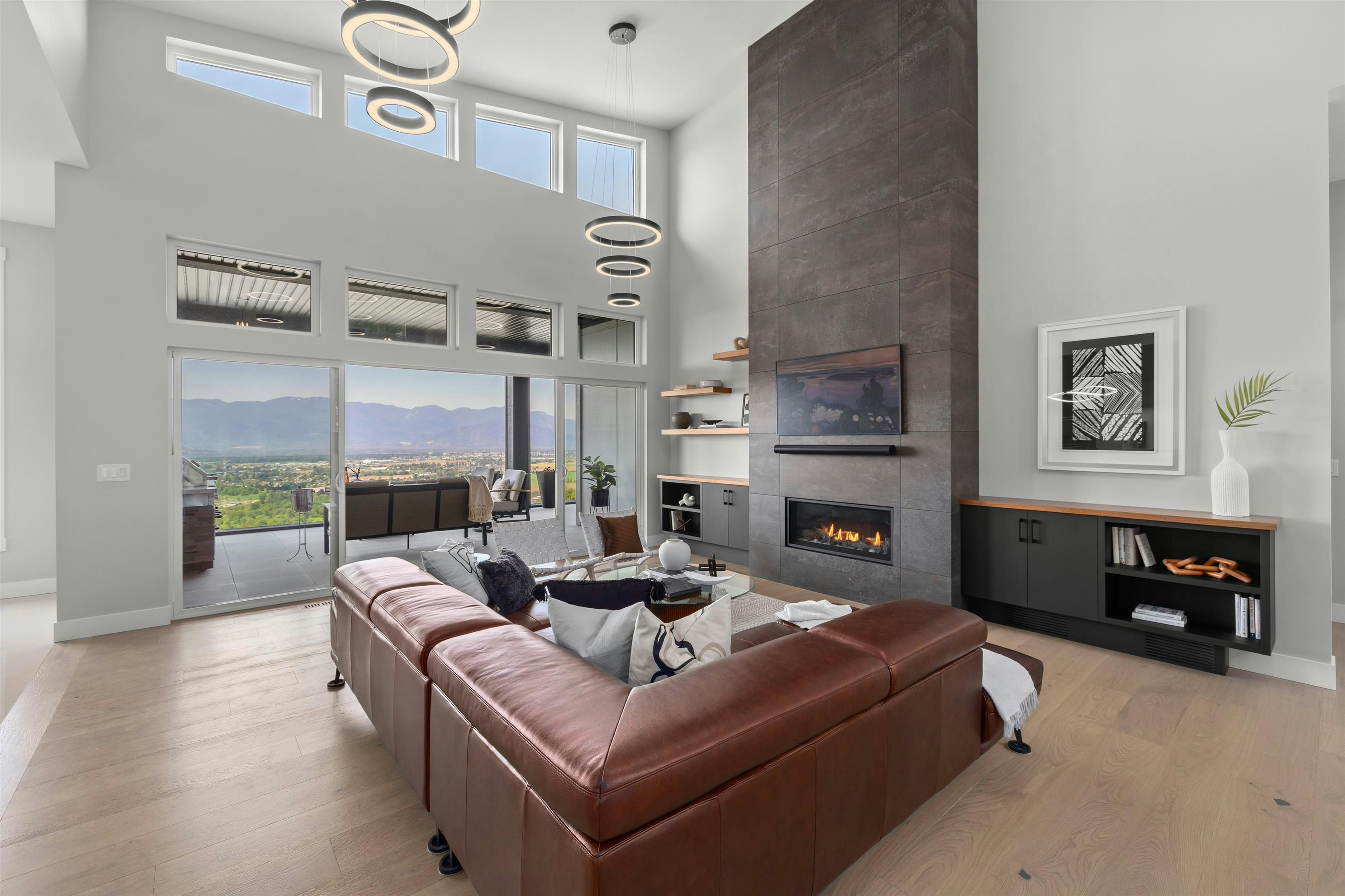 5487 Maclachlan Place - 5