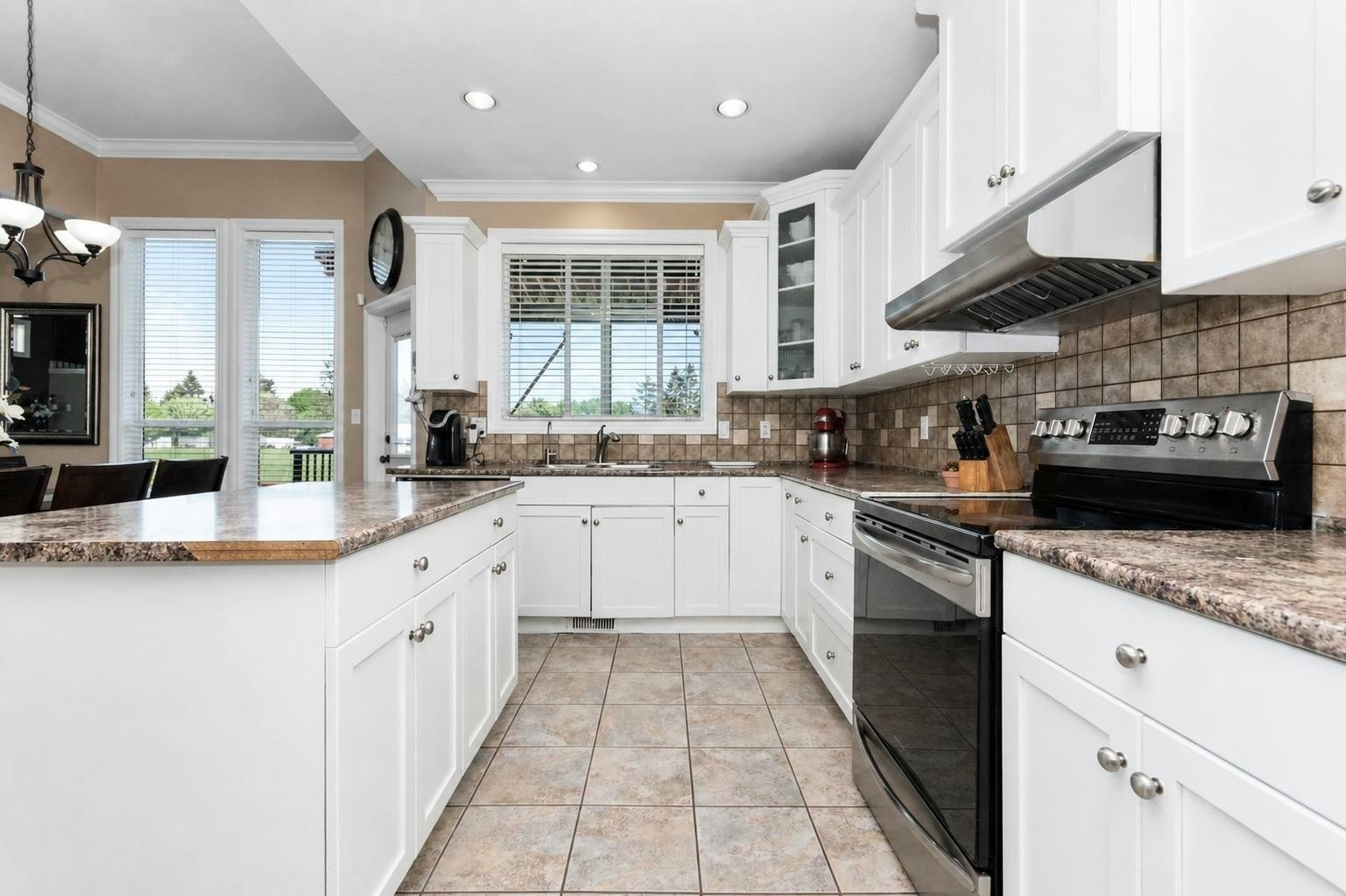 6556 Lavender Place, Chilliwack, BC, V2R 0H5 - 11
