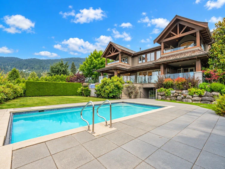 2638 Queens Avenue, West Vancouver, BC, V7V 2Z1 - 3