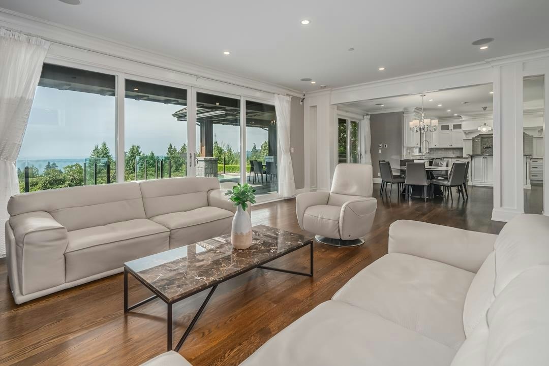 2638 Queens Avenue, West Vancouver, BC, V7V 2Z1 - 12