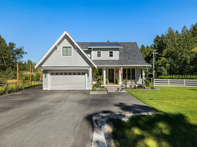 2416 256 Street - 3
