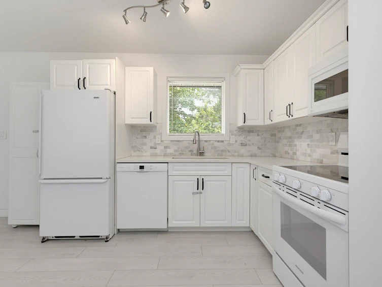 32138 Holiday Avenue, Mission, BC, V2V 2N2 - 6
