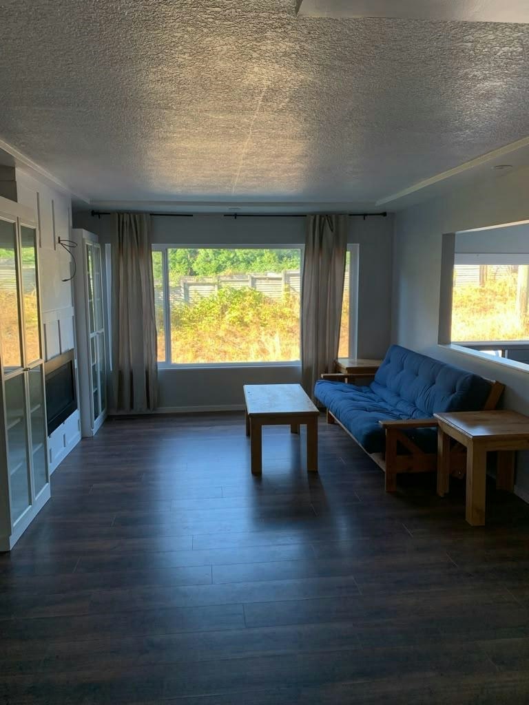 Upstairs-2405 Norcrest Court, Burnaby, BC, V3J 1C7 - 2
