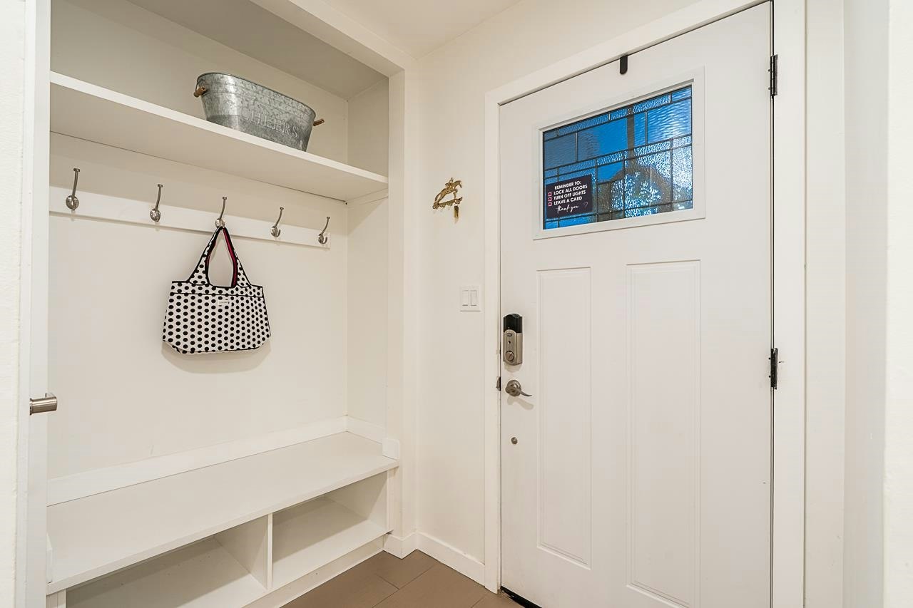 3083 268 Street - 2