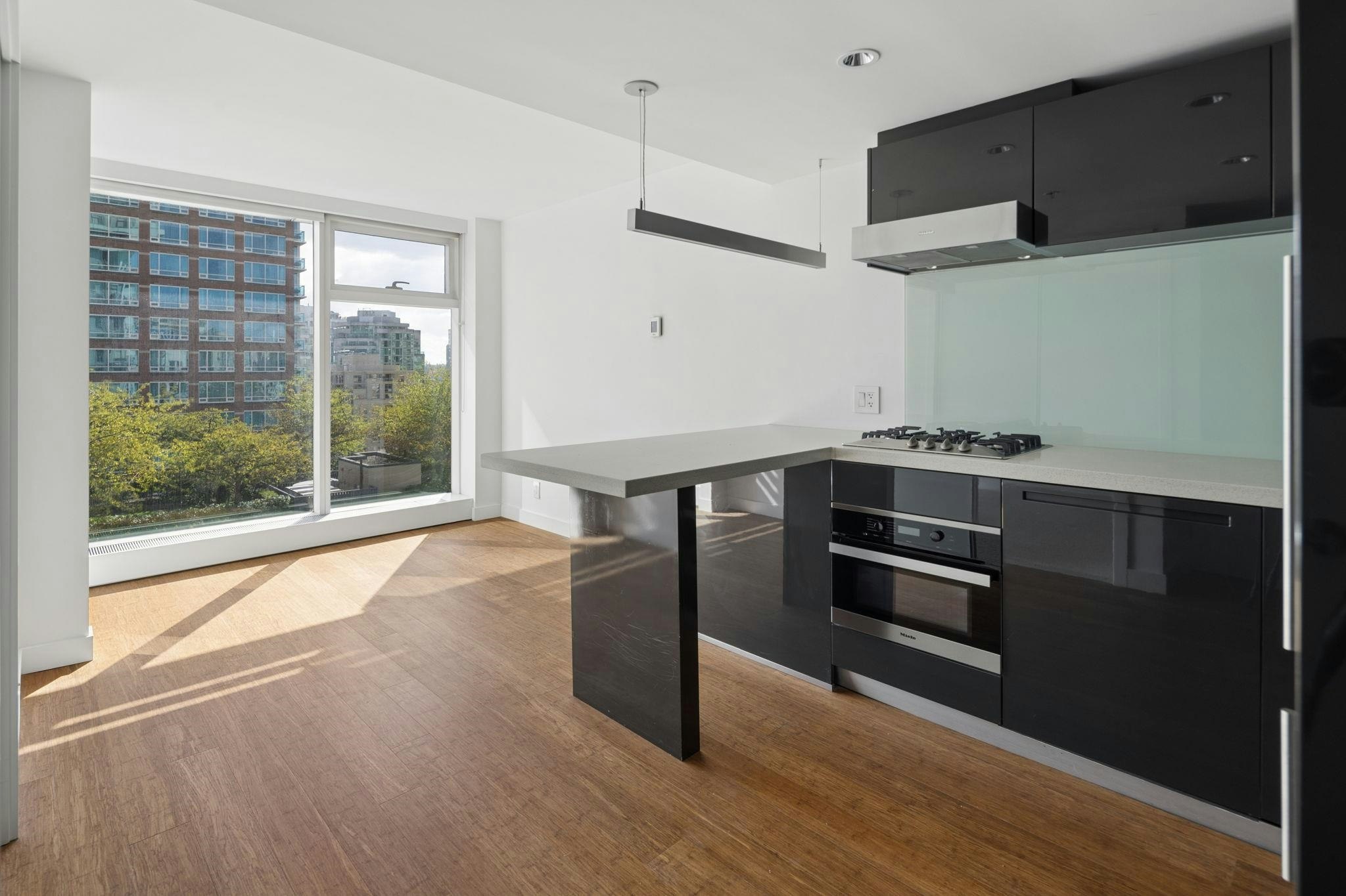 1211-777 Richards Street, Vancouver, BC, V6B 0M6 - 8