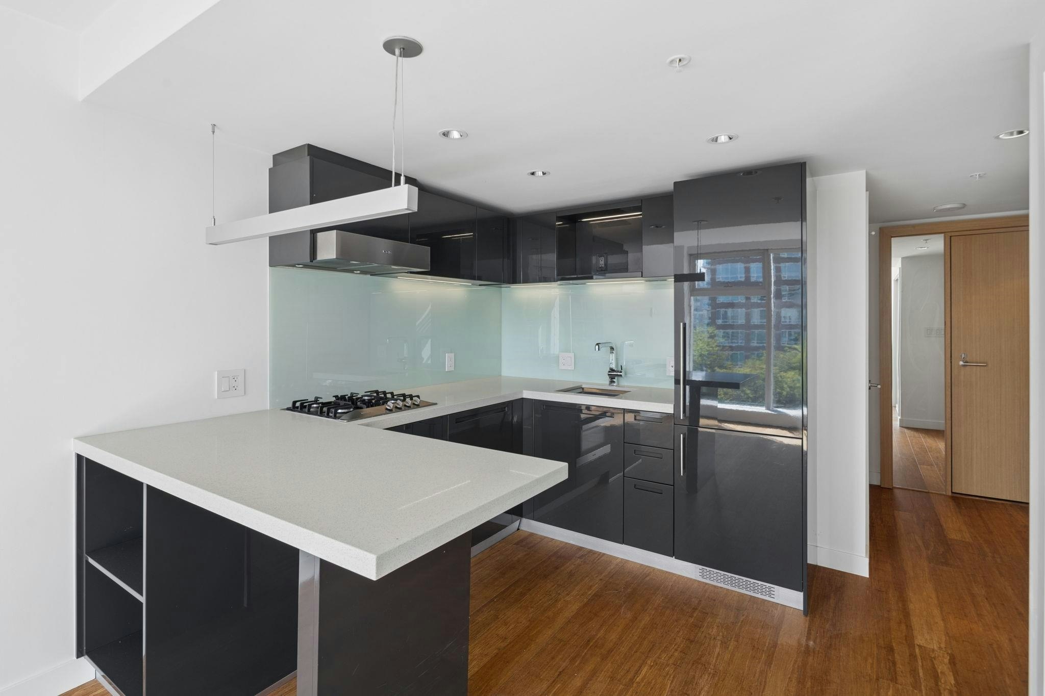 1211-777 Richards Street - 4