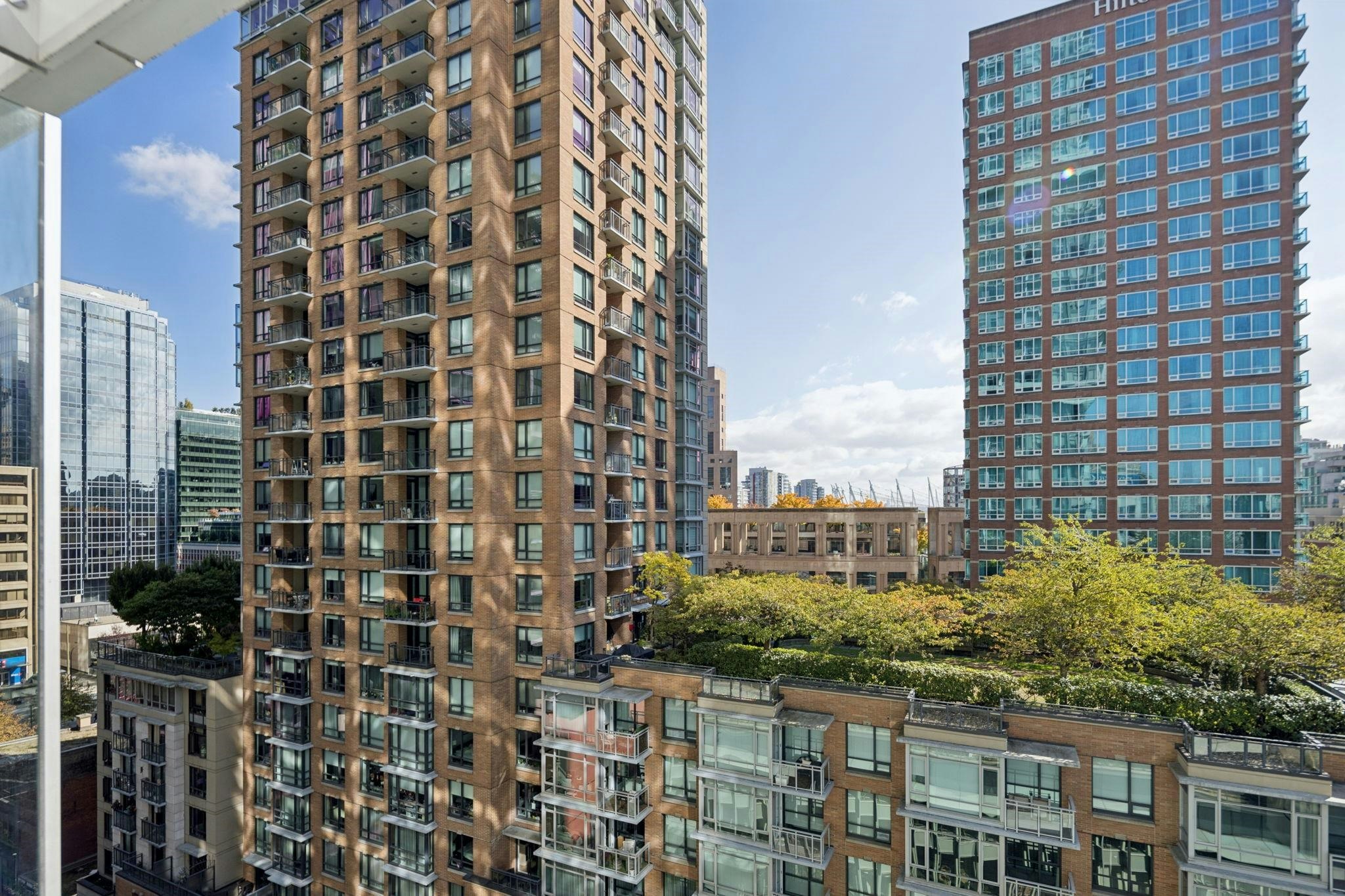 1211-777 Richards Street, Vancouver, BC, V6B 0M6 - 19