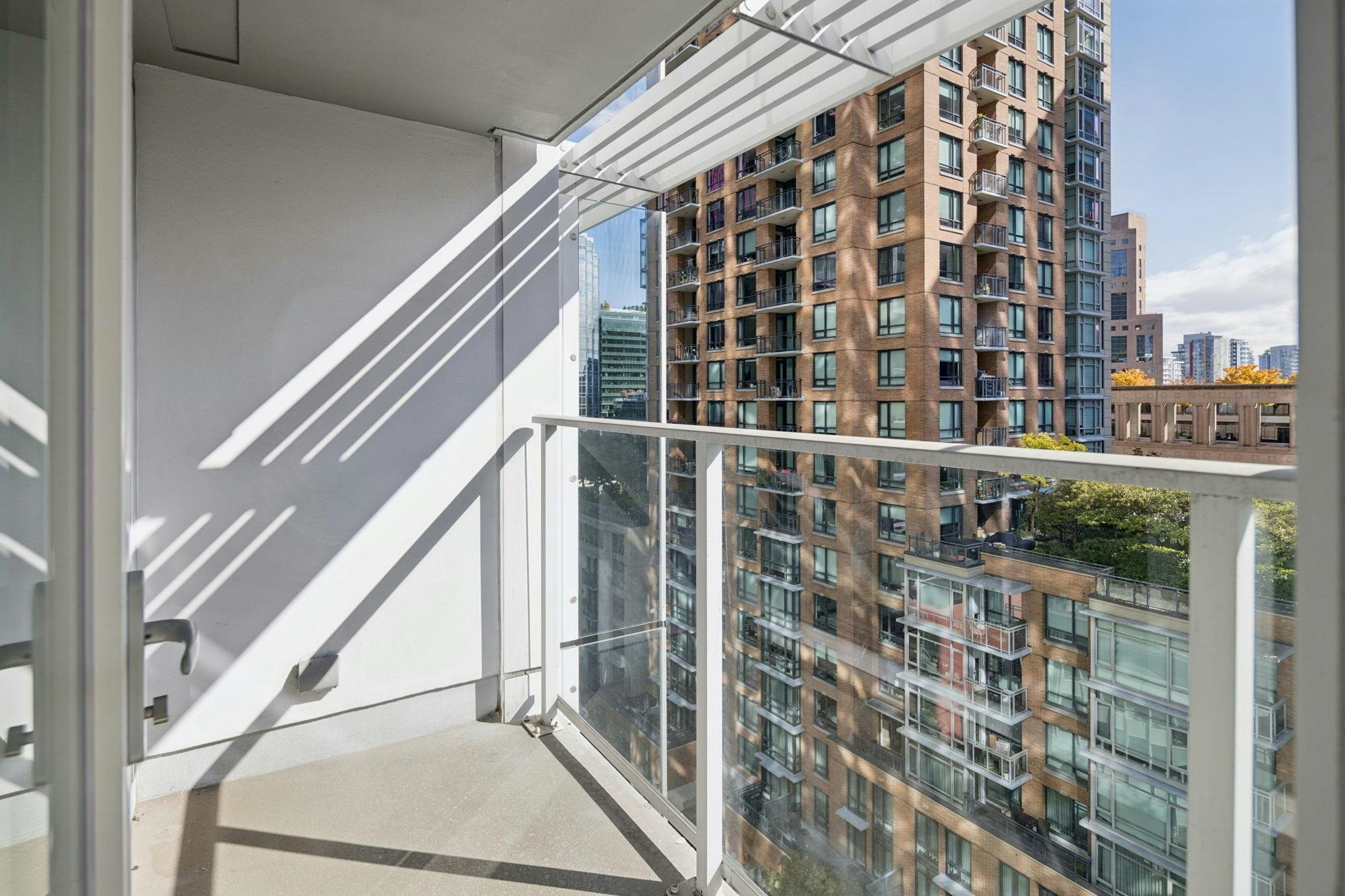 1211-777 Richards Street, Vancouver, BC, V6B 0M6 - 17