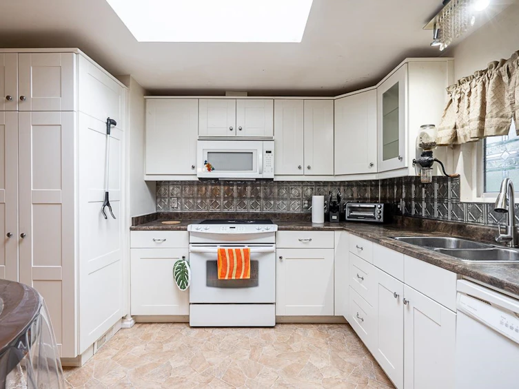 8-52324 Yale Road, Chilliwack, BC, V0X 1X1 - 15