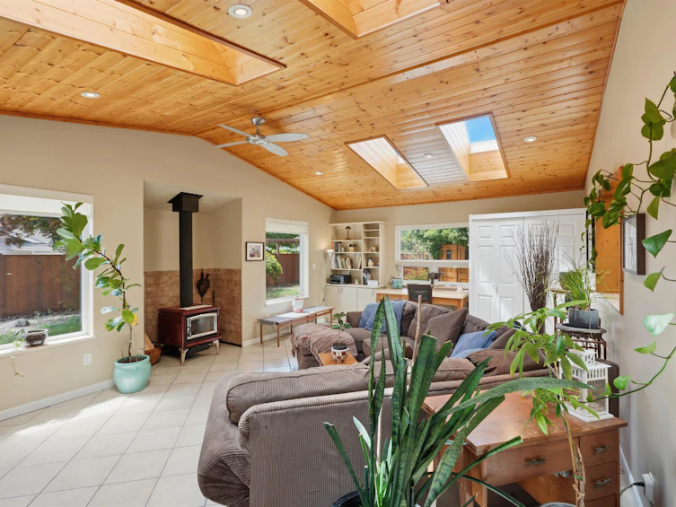 5616 Emerson Road, Sechelt, BC, V0N 3A7 - 22