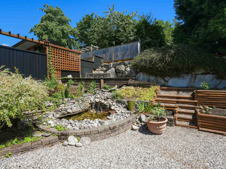 5616 Emerson Road, Sechelt, BC, V0N 3A7 - 6