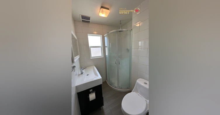 102-130 Lonsdale Avenue, North Vancouver, BC, V7M 2E8 - 10