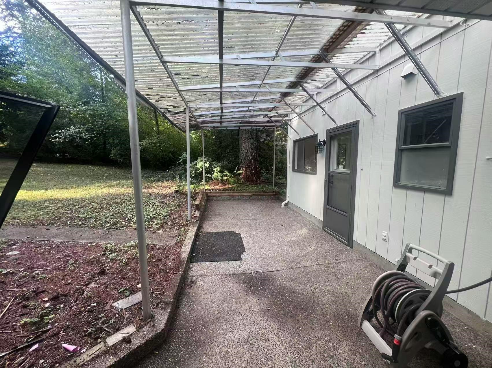 14340 28 Avenue, Surrey, BC, V4P 2H1 - 14
