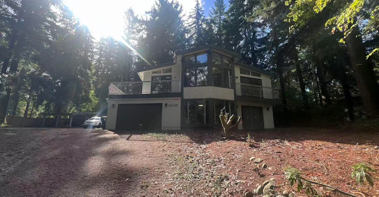 14340 28 Avenue, Surrey, BC, V4P 2H1