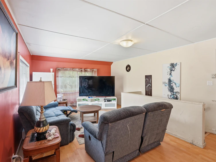 5689 Porpoise Bay Road, Sechelt, BC, V0N 1V0 - 10