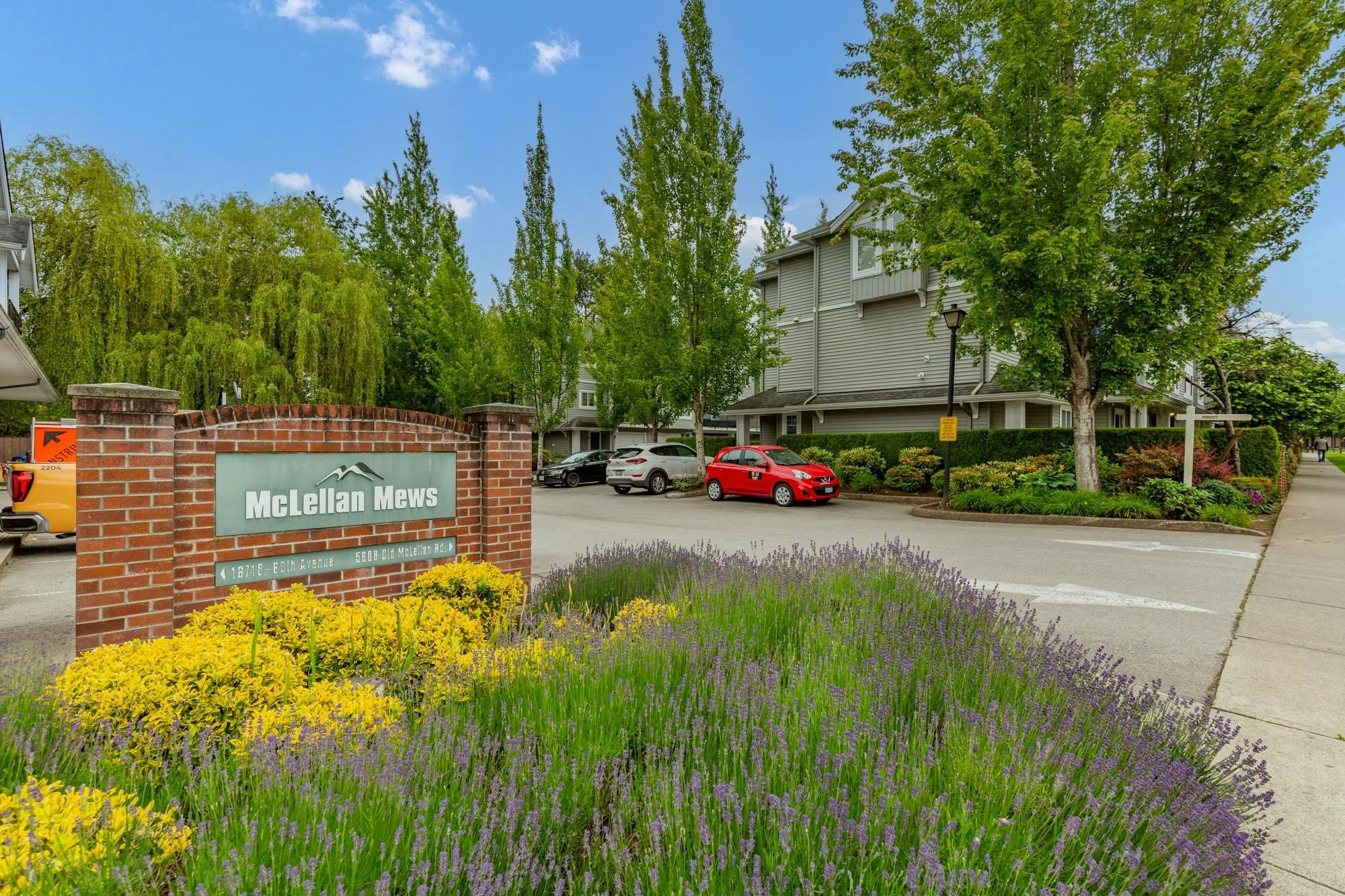 9-5988 Old Mclellan Road, Surrey, BC, V3S 1N3