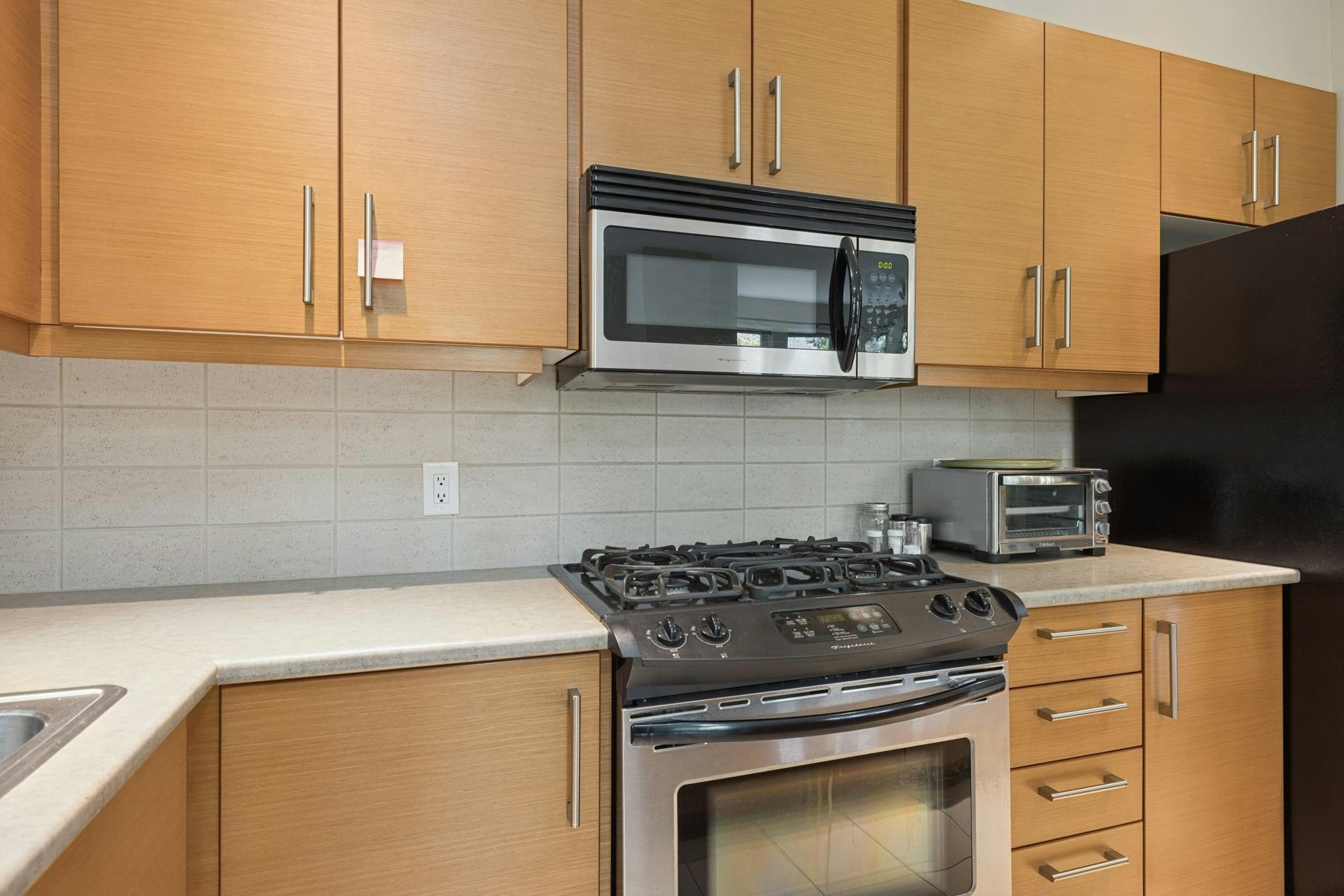 206-188 W 29th Street, North Vancouver, BC, V7N 0A2 - 18
