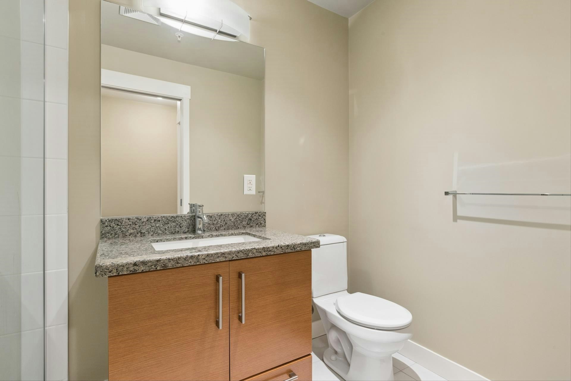 206-188 W 29th Street, North Vancouver, BC, V7N 0A2 - 25