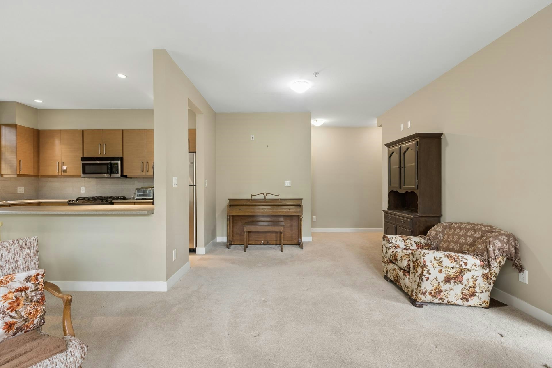 206-188 W 29th Street, North Vancouver, BC, V7N 0A2 - 9