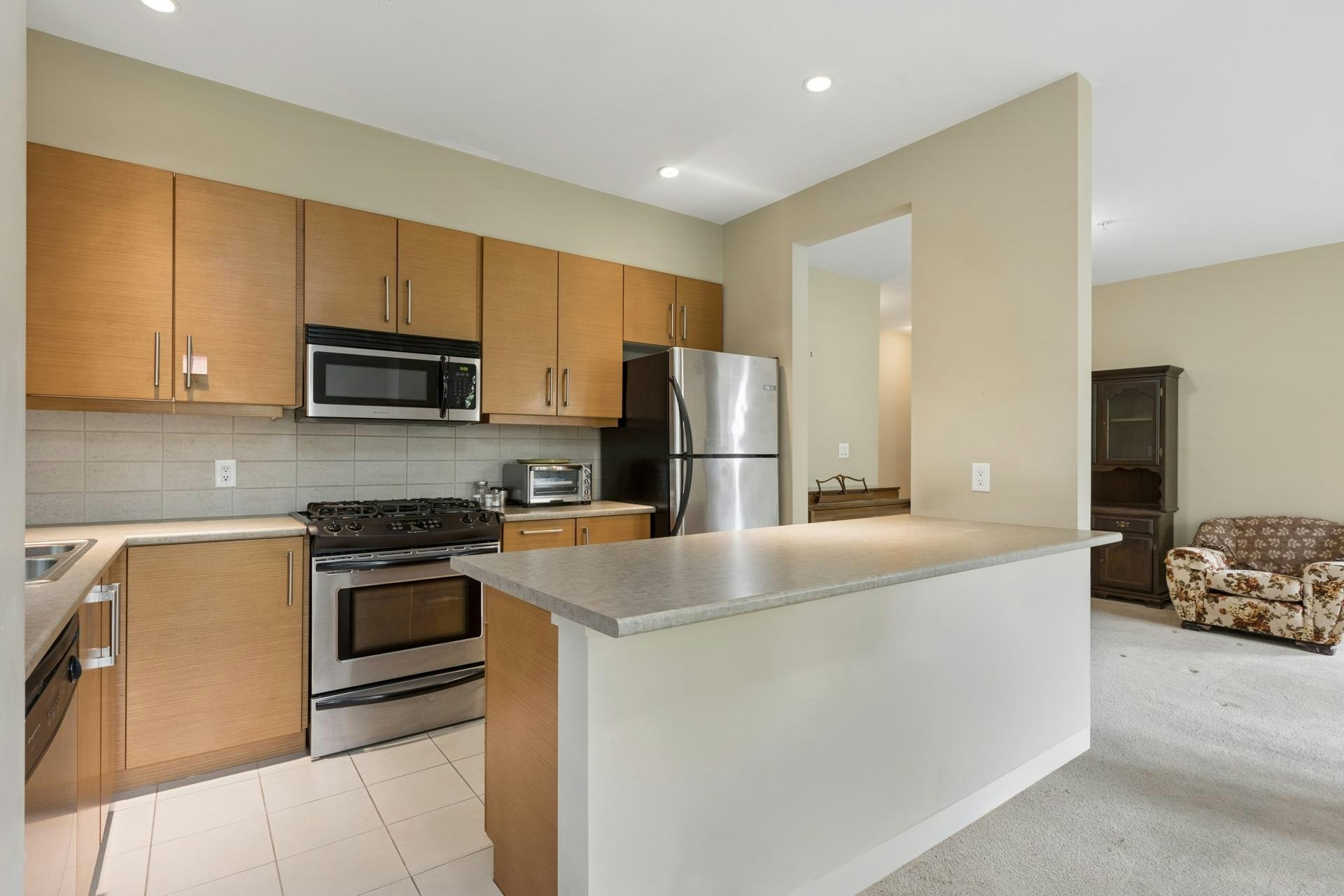 206-188 W 29th Street, North Vancouver, BC, V7N 0A2 - 12