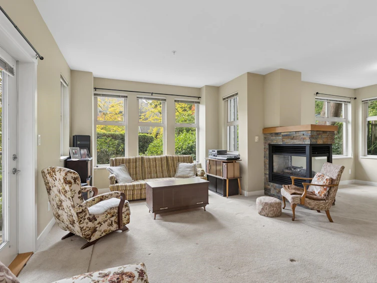 206-188 W 29th Street, North Vancouver, BC, V7N 0A2 - 3