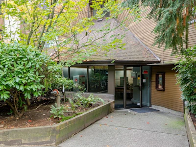 211-10626 151a Street - 2