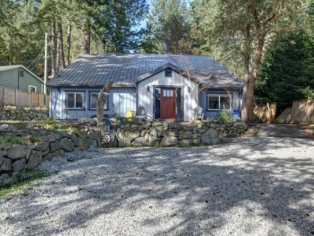 9168 Sunshine Coast Highway, Halfmoon Bay, BC, V7Z 1E9 - 5
