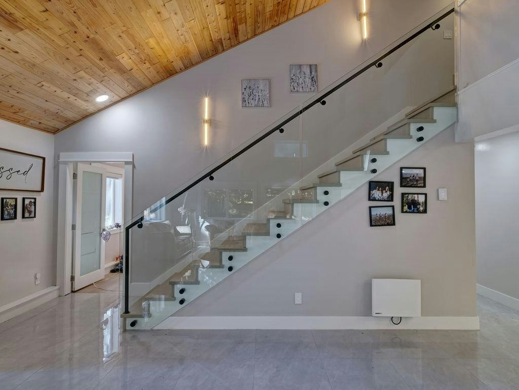9168 Sunshine Coast Highway, Halfmoon Bay, BC, V7Z 1E9 - 19